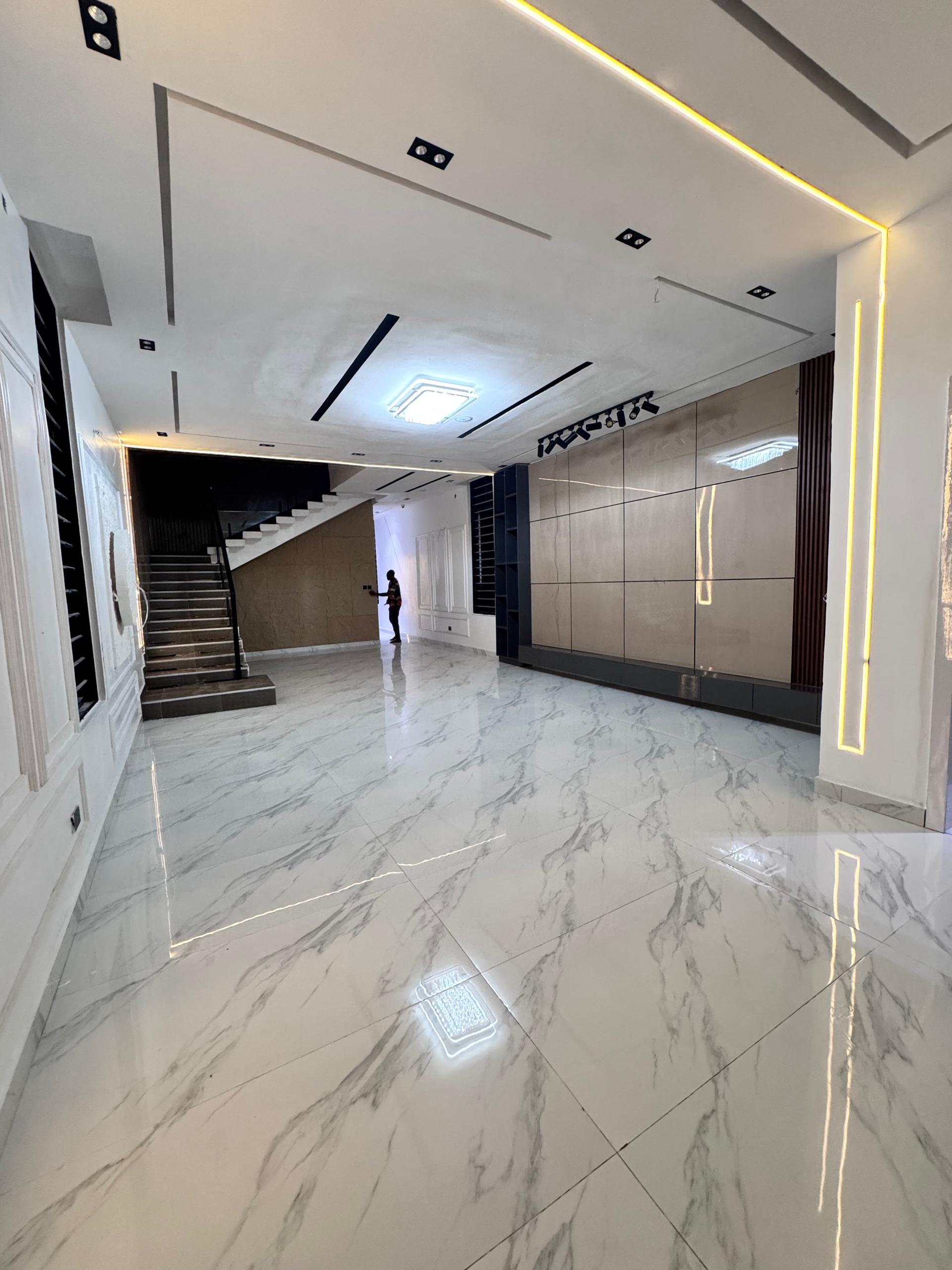 Trophy Luxury
